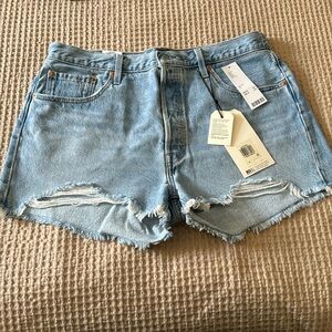 High Rise Levi’s Shorts